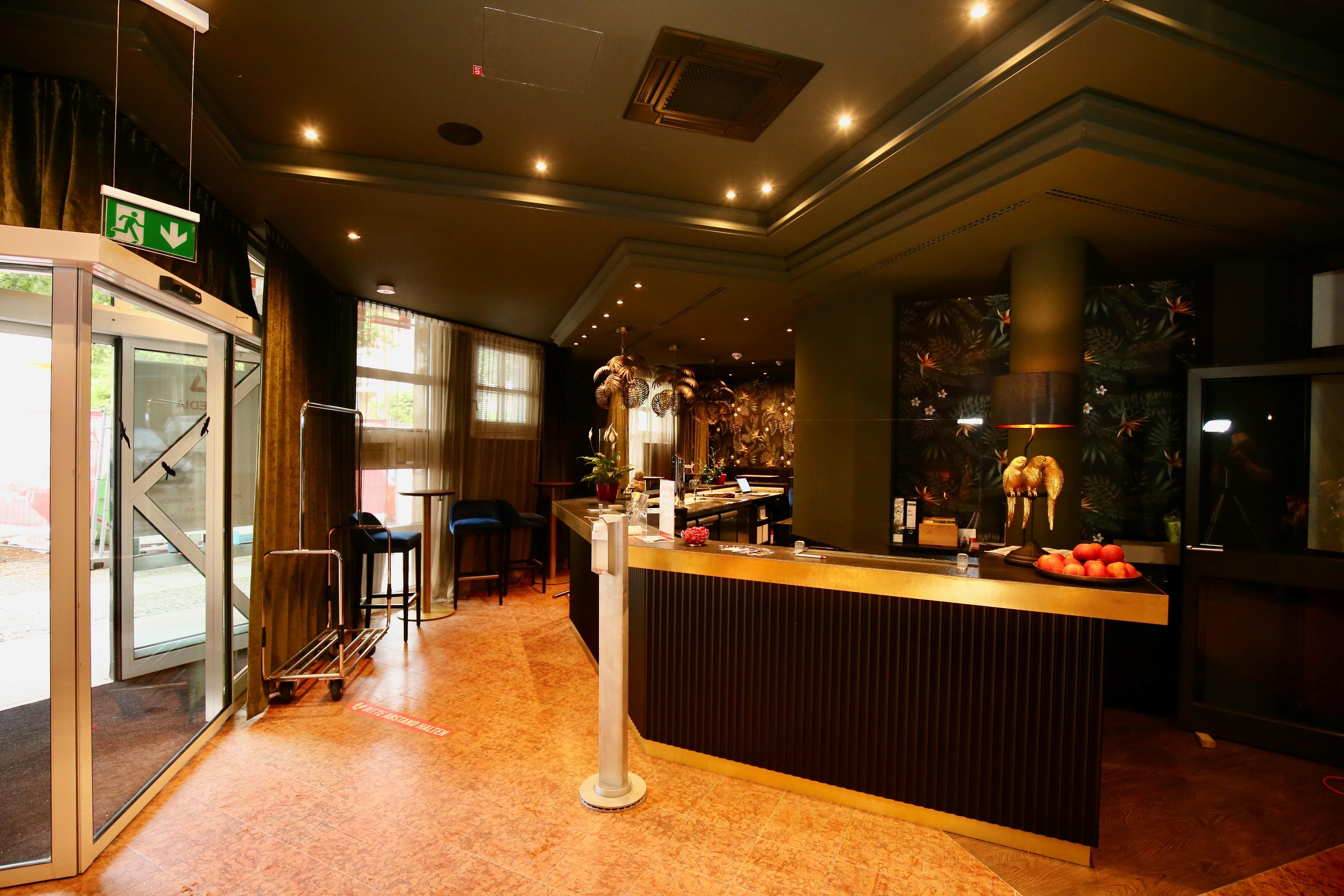 อาเมเดีย โฮเทล แอนด์ สวีท ไลพ์ซิช Hotel ไลป์ซิก ภายนอก รูปภาพ