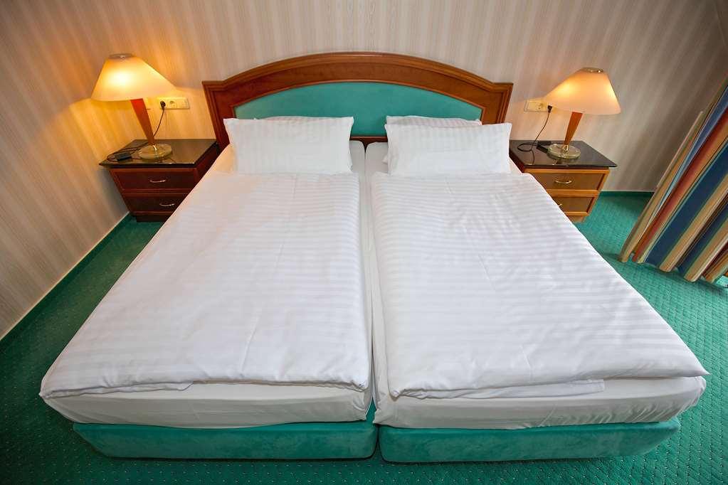 อาเมเดีย โฮเทล แอนด์ สวีท ไลพ์ซิช Hotel ไลป์ซิก ห้อง รูปภาพ